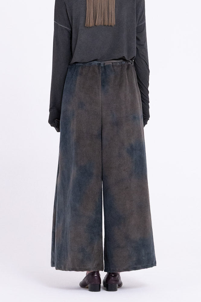 S495 - Velvet Pants