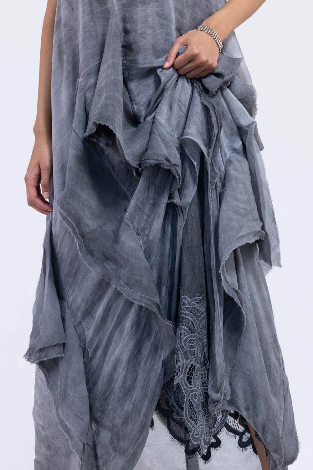 S575 - Dress