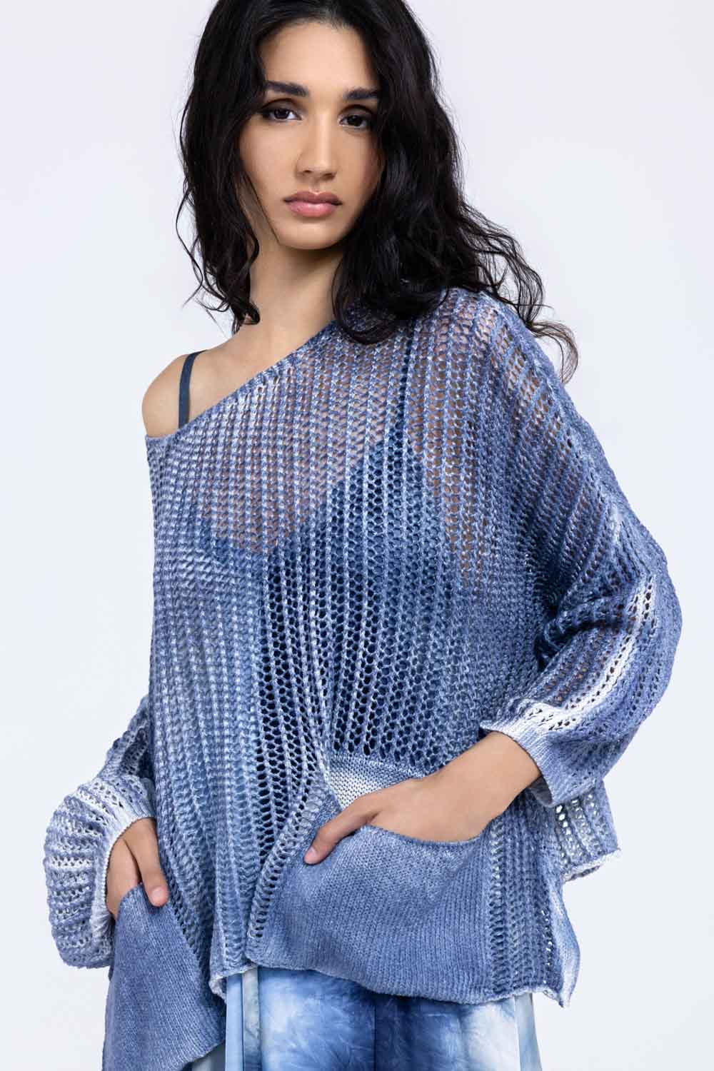 S503 - Loose-Fit Sweater