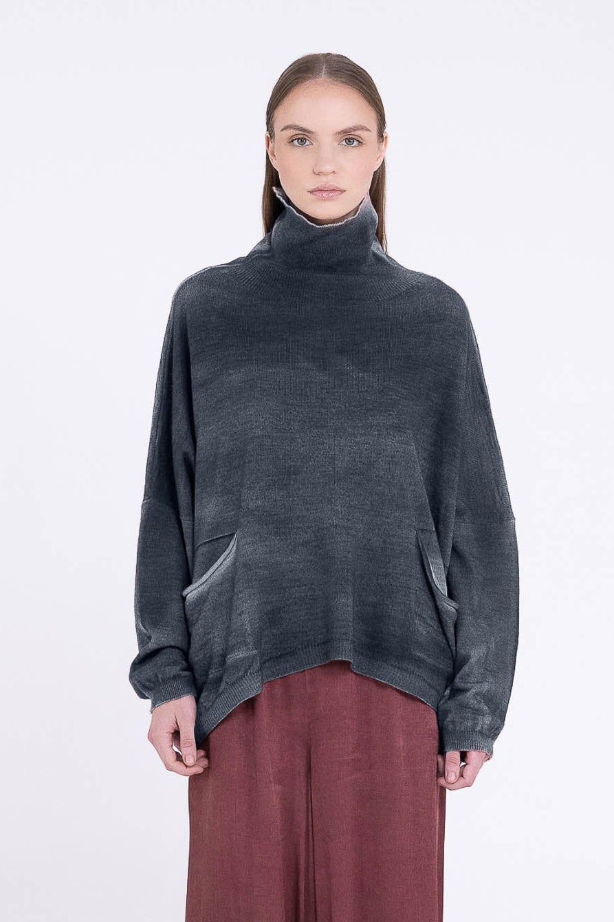 S415 - Spray Knitted Top