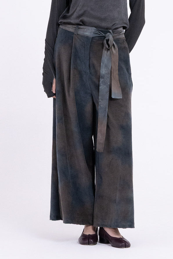 S495 - Velvet Pants