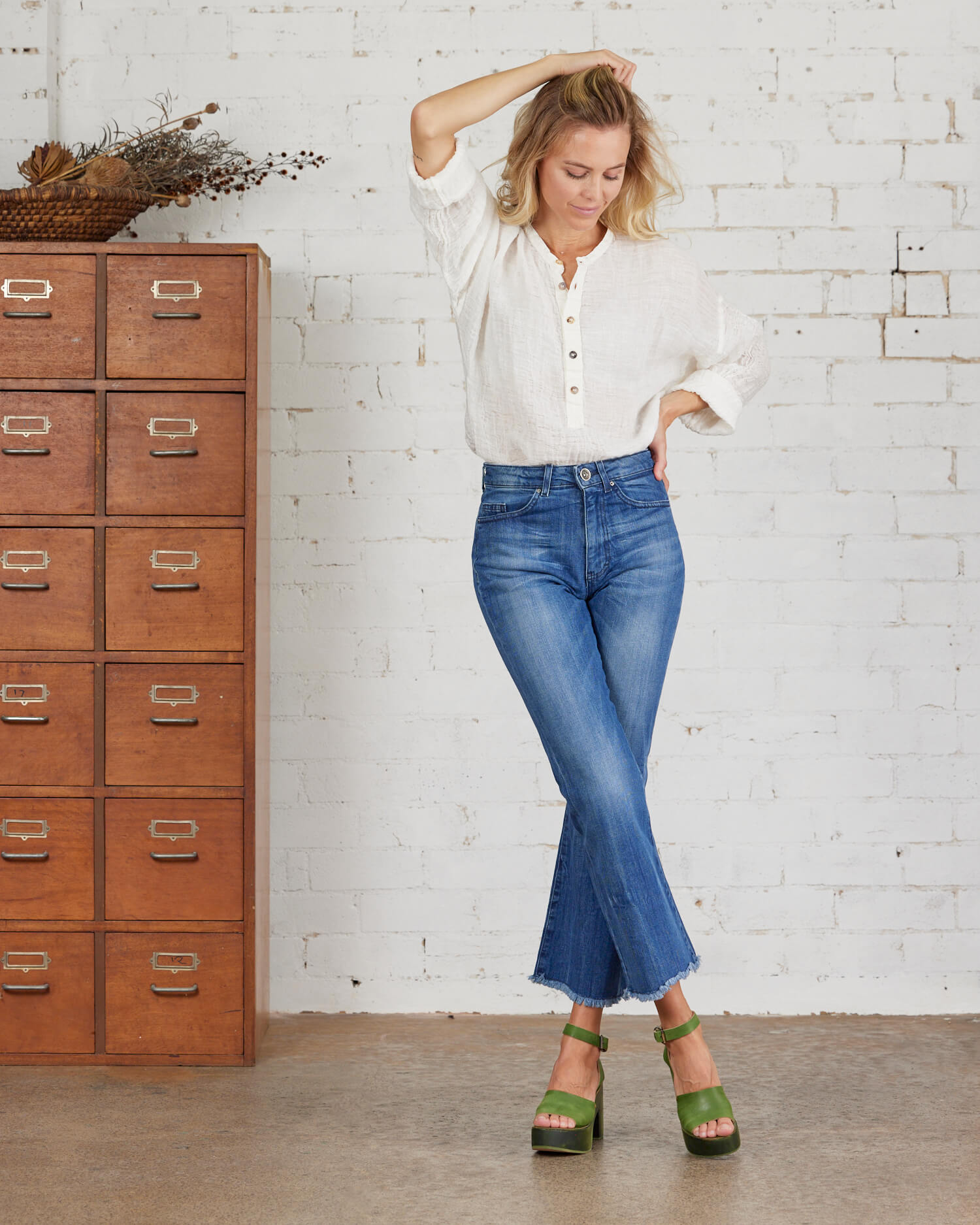 ARES JEANS