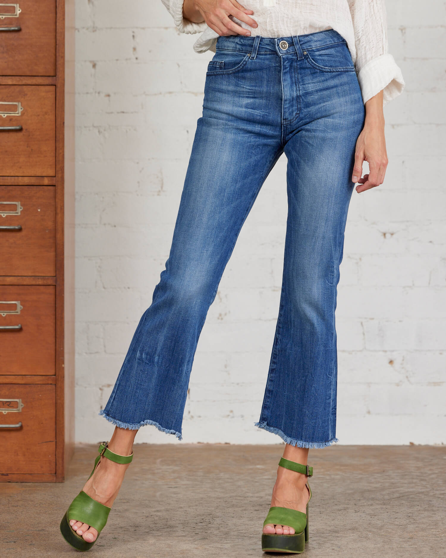 ARES JEANS
